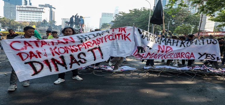 52105009c1c4732d.jpg